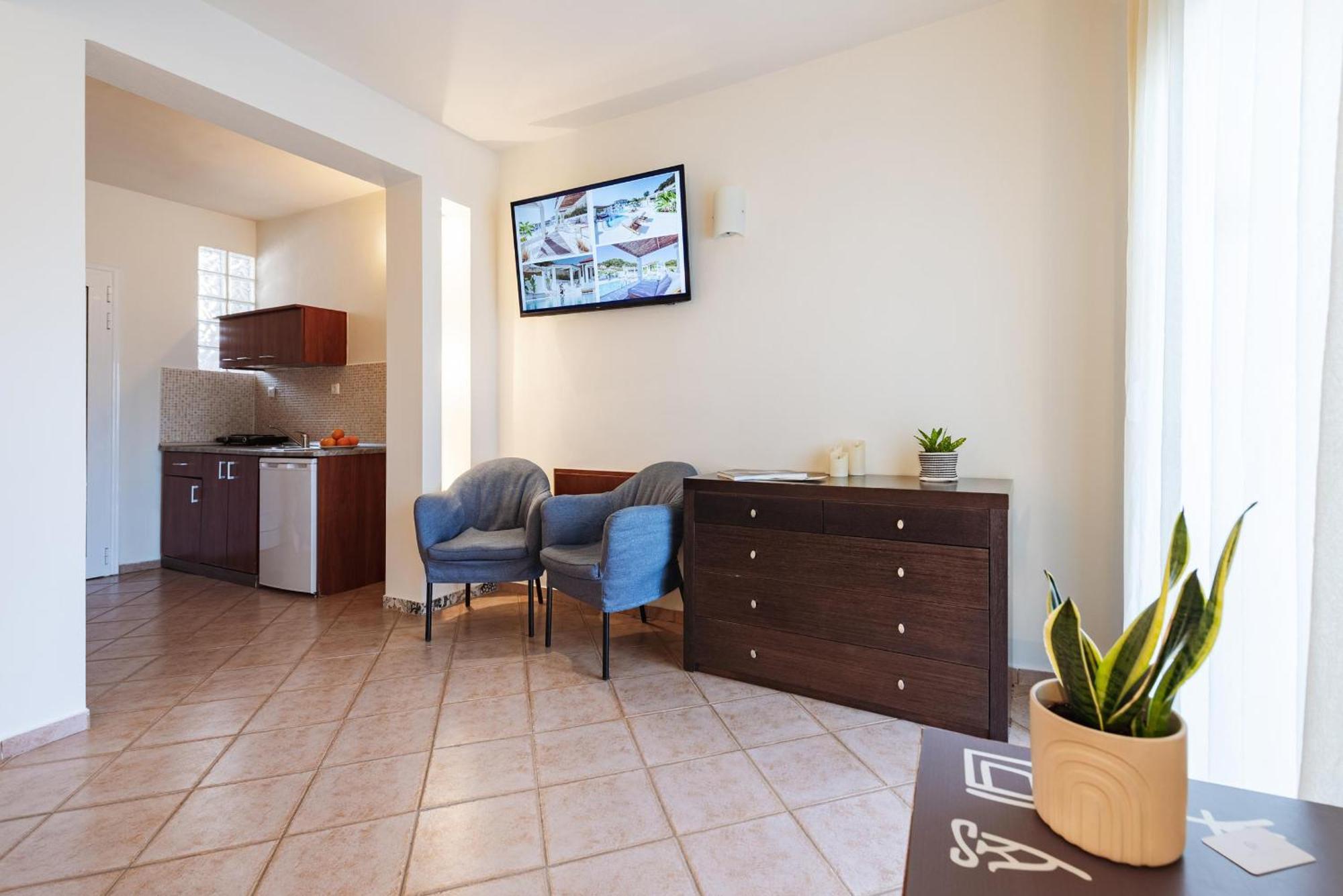 חניוטי Ampelia Hotel Kassandra מראה חיצוני תמונה